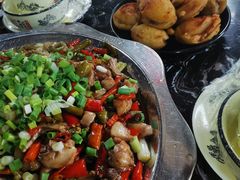 -廖哥泡椒兔(峨眉店)