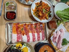 -青瓦餐厅·生鱼片·韩园烤肉(西塔店)