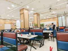 -红色湘菜馆(春风店)
