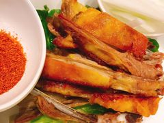 馕坑果木烤羊排-巴扎美食·新疆菜·西域歌舞表演餐厅(新疆大厦店)