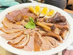 -潮界(LU·ONE凯德晶萃广场店)