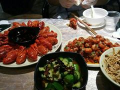 -巴厘龙虾·榜首油焖大虾(音乐学院·沿江酒馆店)