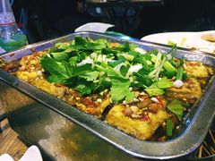 -范二妹独特烧烤夜宵城(宜宾总店)