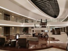 -上海滴水湖皇冠假日酒店