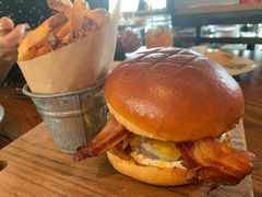 -ROAST coffee & eatery