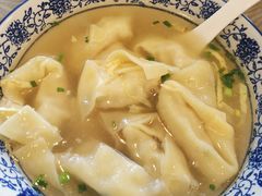 -绿杨馄饨店(湖滨新天地店)