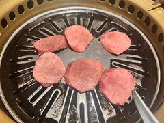 -炼火烤肉店