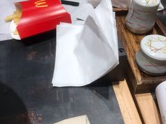 -麦当劳(杭州西湖银泰百货店)