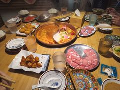 -洱火云南酸菜牛肉火锅(石景山当代商城店)