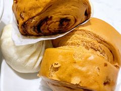 -李与白包子铺(桐梓林店)