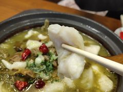 -周鱼小馆石锅酸菜鱼(活力汇店)