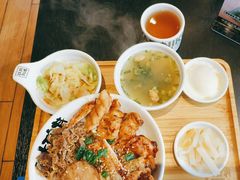 -熊吞·大碗丼烧肉饭(西市场嘉华店)