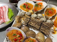 -围炉肉舍丹东海鲜烤肉·烤活鳗(步行街店)