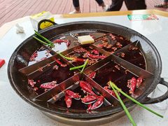 -正贰捌经重庆老火锅(建设路店)