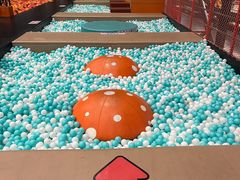 -极限PLAY运动娱乐新世界·团建派对表演休闲馆·室内高空游乐园