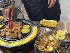 -胡悦里韩式烤肉(芝罘万达广场店)
