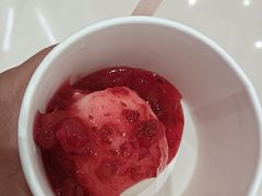 -世纪金源购物中心(远大路店)
