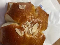 -黑草莓(重庆路店)