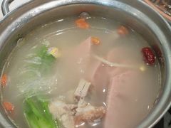 -龙聚德北京烤鸭(沙坪坝华宇A馆店)