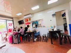 大堂-亚忠小吃店(曾厝垵店)
