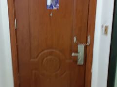 -鑫雅居公寓(广州南站地铁站店)