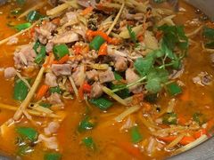 -兔行天下-鸿鹤鲜锅兔(中海国际店)