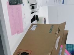 -荣耀授权专卖店(黄浦浙江中路店)