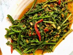 -明记烧鱼美味店