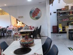 -毛辣果·贵州红酸汤牛肉火锅(西单店)