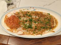 -今鲜源酒店·海鲜锅贴青岛菜(新湛路店)