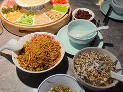 -怪噜范·老贵阳街头名小吃(世纪金源旗舰店)
