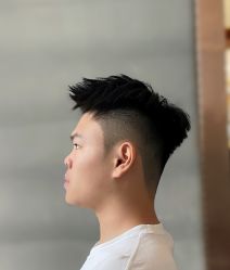 -尼特斯男士发型馆
