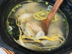 -馋三尺蟹粉小笼(人民广场店)