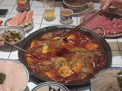 -旧街市鲜货老火锅(大光路店)