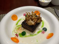 炭烤舞茸配M5和牛三角肩肉-上海兴国宾馆香樟园西餐厅
