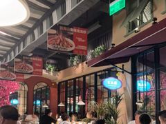 大堂-前海沿·青岛菜(李沧万达店)