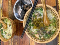 鸡汤米线-正宗李家土鸡米线店