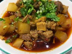 -犇逸·乐山跷脚牛肉·四川现炒(览海店)
