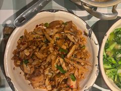 -彭耕记猪油炒小菜(吉联mall店)