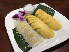 -Dang restaurant (patong phuket)