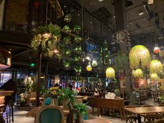 大堂-临界音乐酒馆·小龙虾·江湖菜(华熙LIVE·鱼洞店)