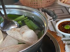 椰子鸡锅底-万兴启丰椰子文化园餐厅