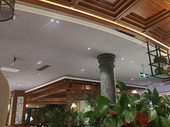 -八府香鸭·啫啫煲(华山路店)