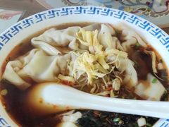红汤辣馄饨-笑来喜馄饨小笼工坊店(湖滨街店)
