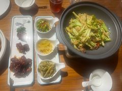 -金枝玉叶上海人家食府(三里河店)