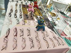 -肆兮眼镜·蔡司·徕卡战略合作店(大坪店)
