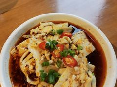 -炉小二铜锅牛蛙•川湘菜(三里屯店)