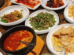 -百年石锅饭(阿里郎美食街店)
