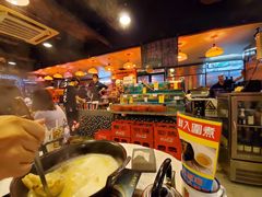 自助取餐区-鲜入围煮花胶鸡海鲜火锅