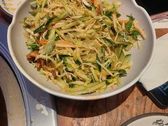 -山河屯铁锅炖(绥望路店)